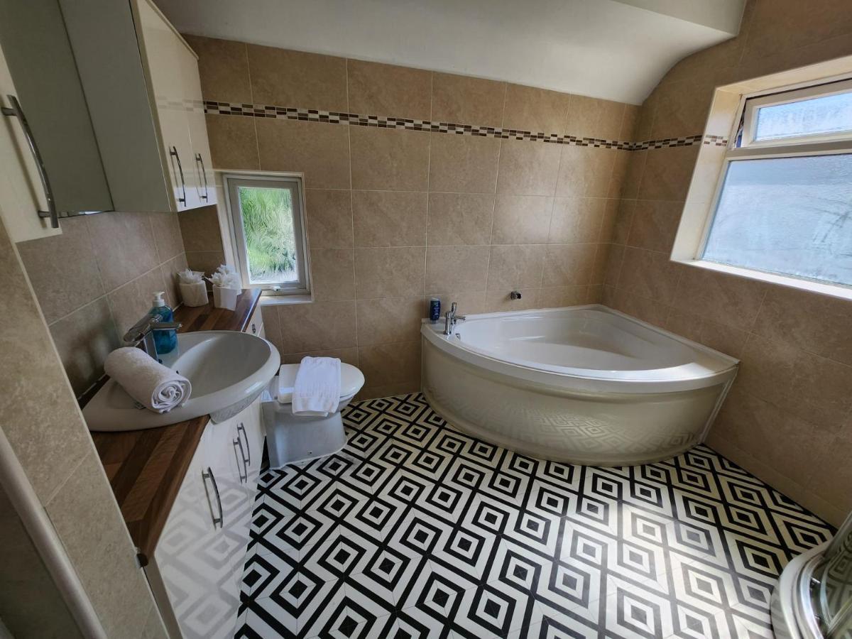 Solihull Shared House Acocks Green Екстер'єр фото